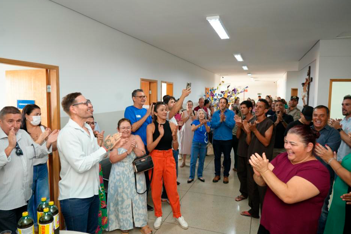 Clínica de dependentes químicos completa 1 ano