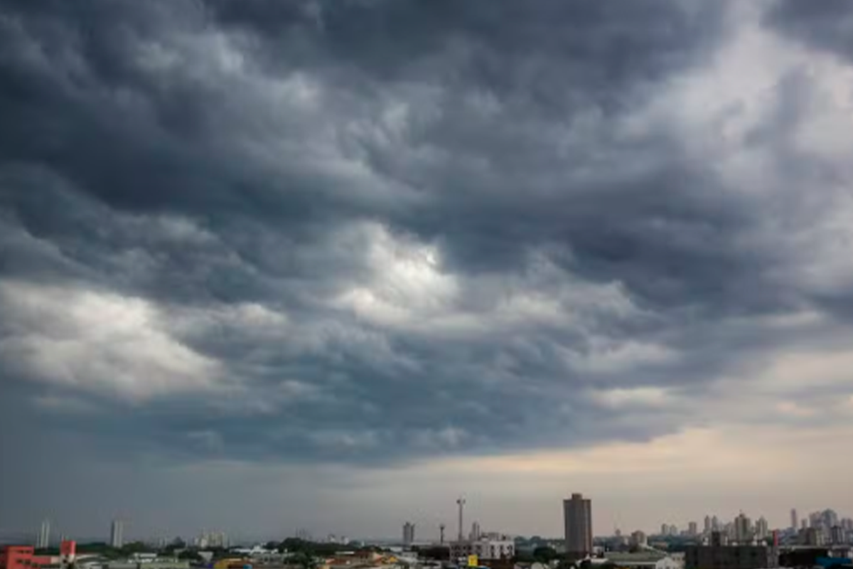 Frente fria chega em Goiás sexta-feira