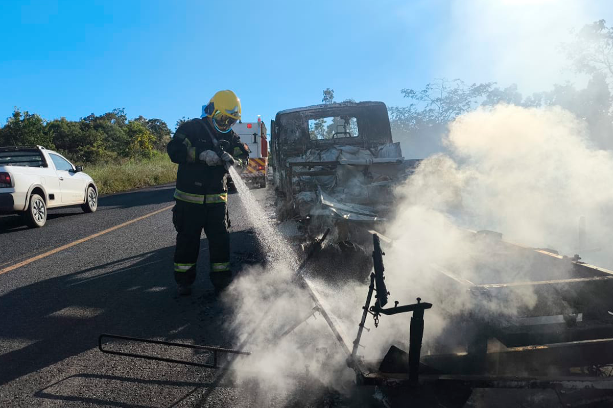 Incêndio de veículo de grande porte