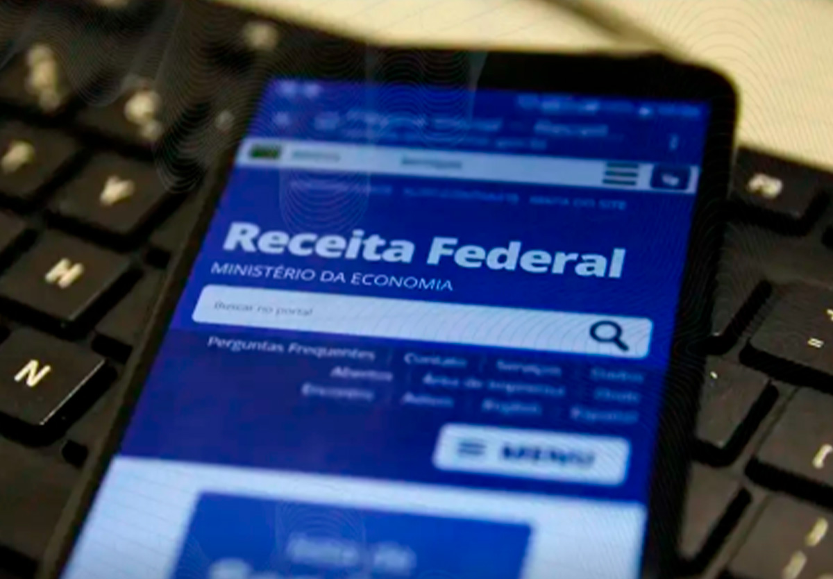 Receita paga contribuintes na malha fina.