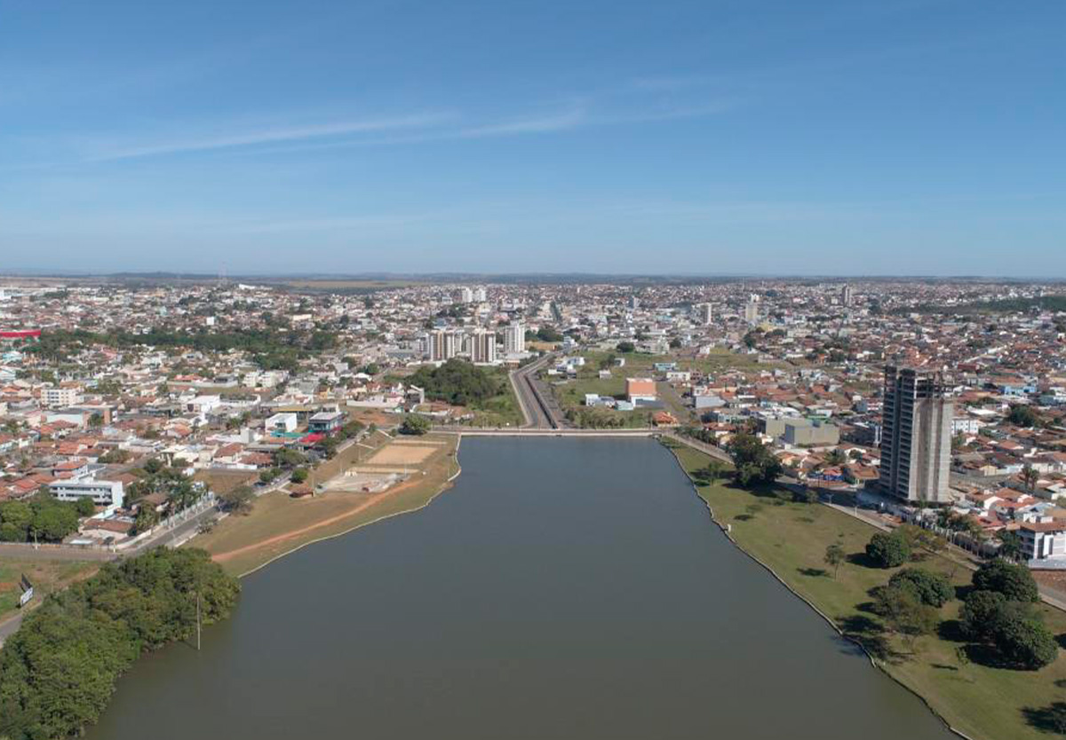 Chuvas em Catalão superam média histórica em 65% e aquecem abril.