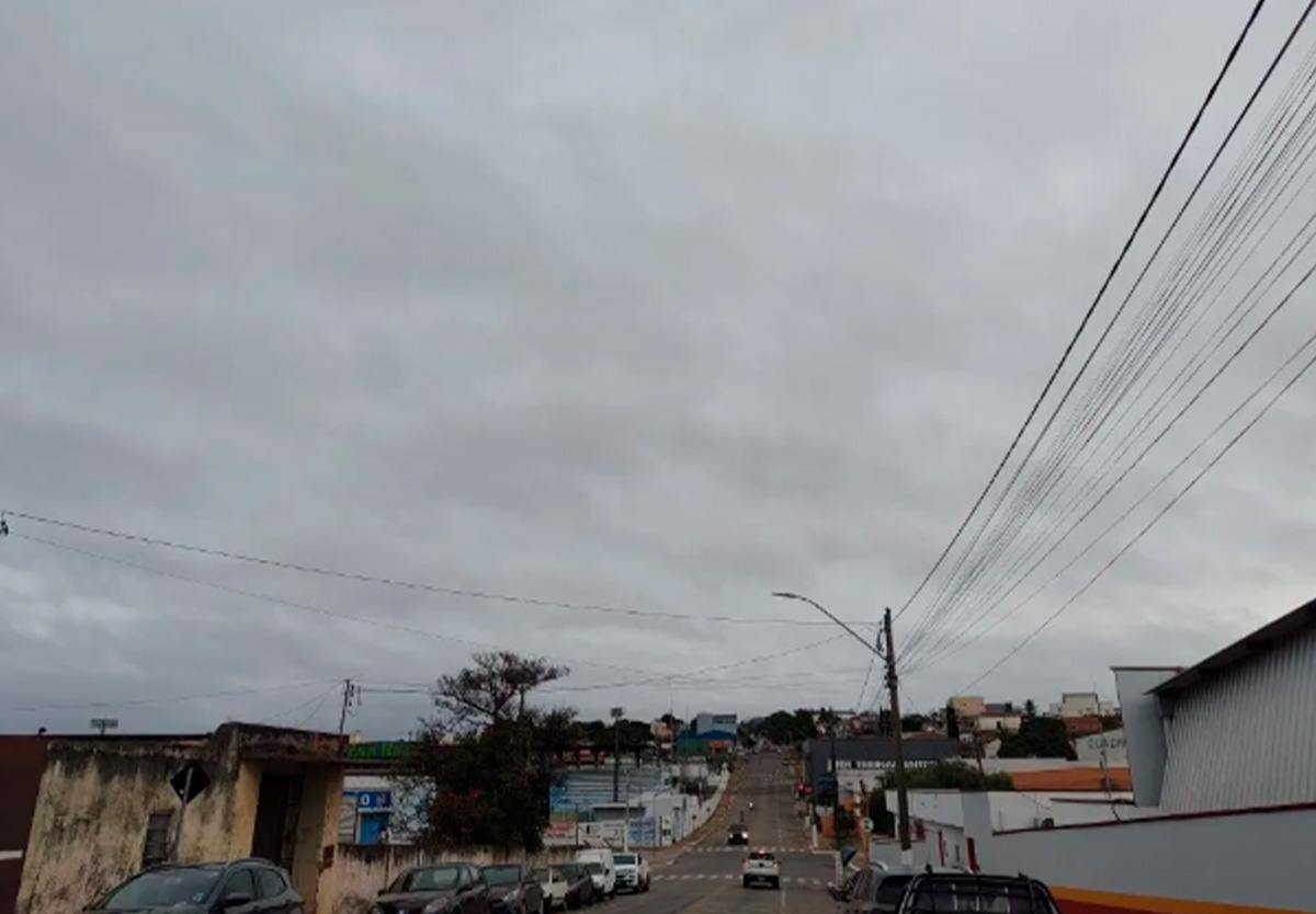 Massa de ar polar derruba temperaturas em Catalão e região Centro-Sul de Goiás.