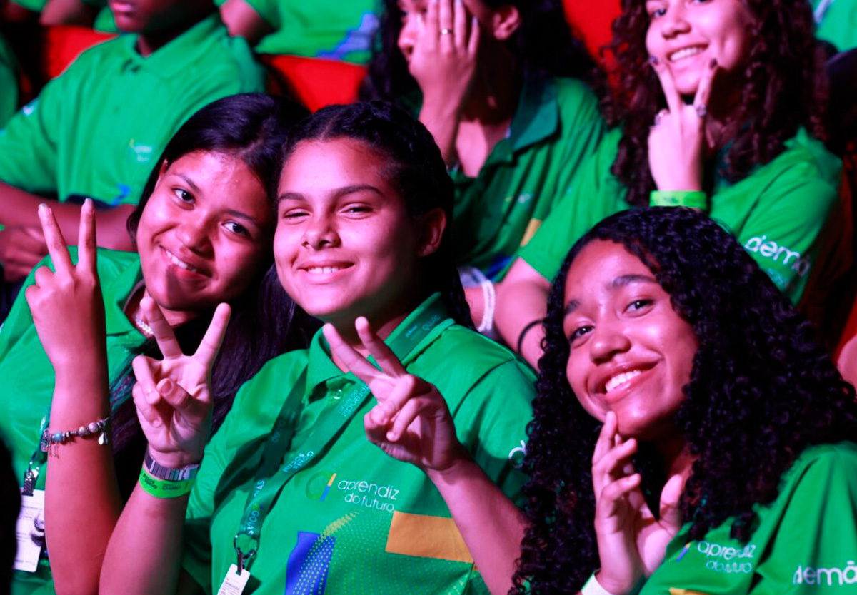 Program Aprendiz do Futuro amplia vagas para 10 mil jovens em Goiás.