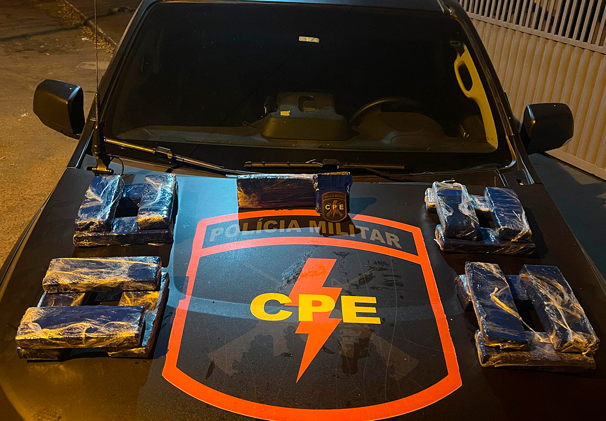 Suspeito é preso com 15 barras de maconha em Catalão.