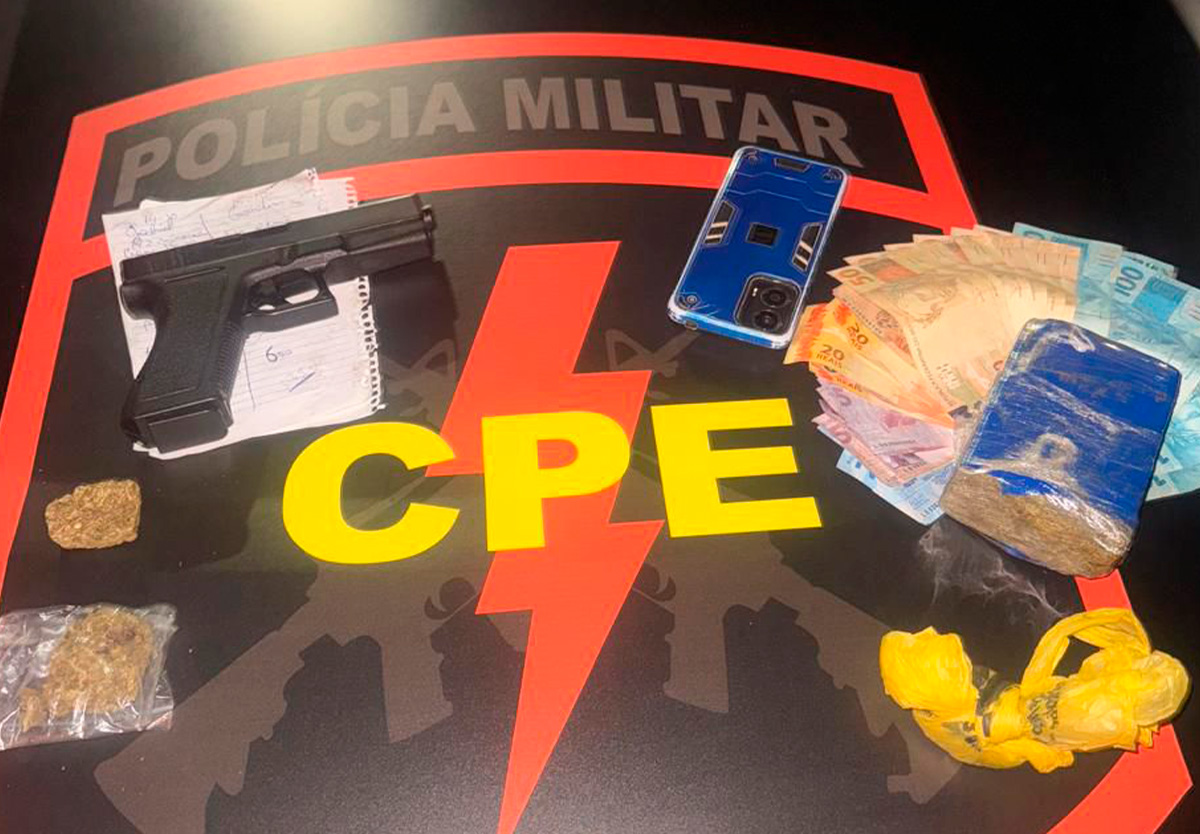CPE apreende drogas e simulacro de arma durante patrulhamento.