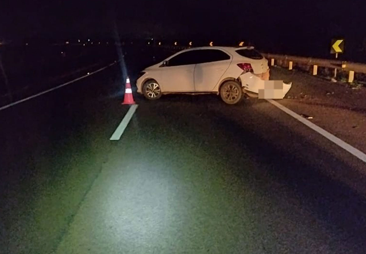 Mulher se recusa a fazer bafômetro após acidente na BR-050