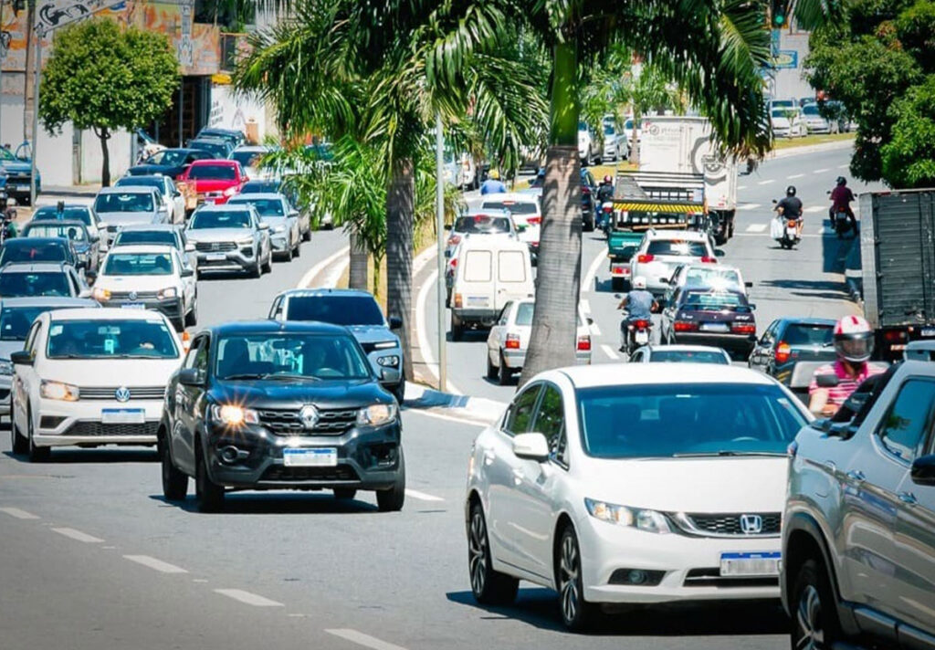 Motoristas de Goiás têm até 15 de outubro para pagar licenciamento e evitar multa