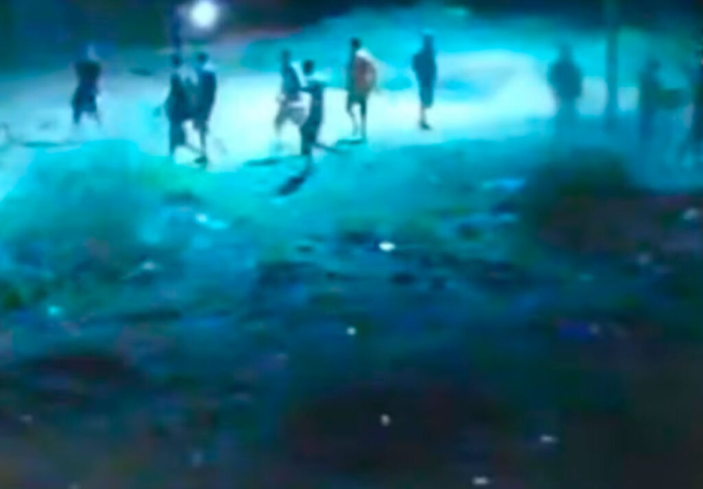 Menino de 11 anos é espancado por grupo de jovens em Caldas Novas e segue internado