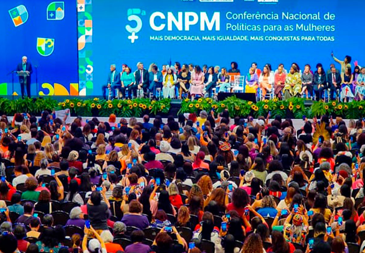 Catalão marca presença na 5ª Conferência Nacional de Políticas para as Mulheres em Brasília