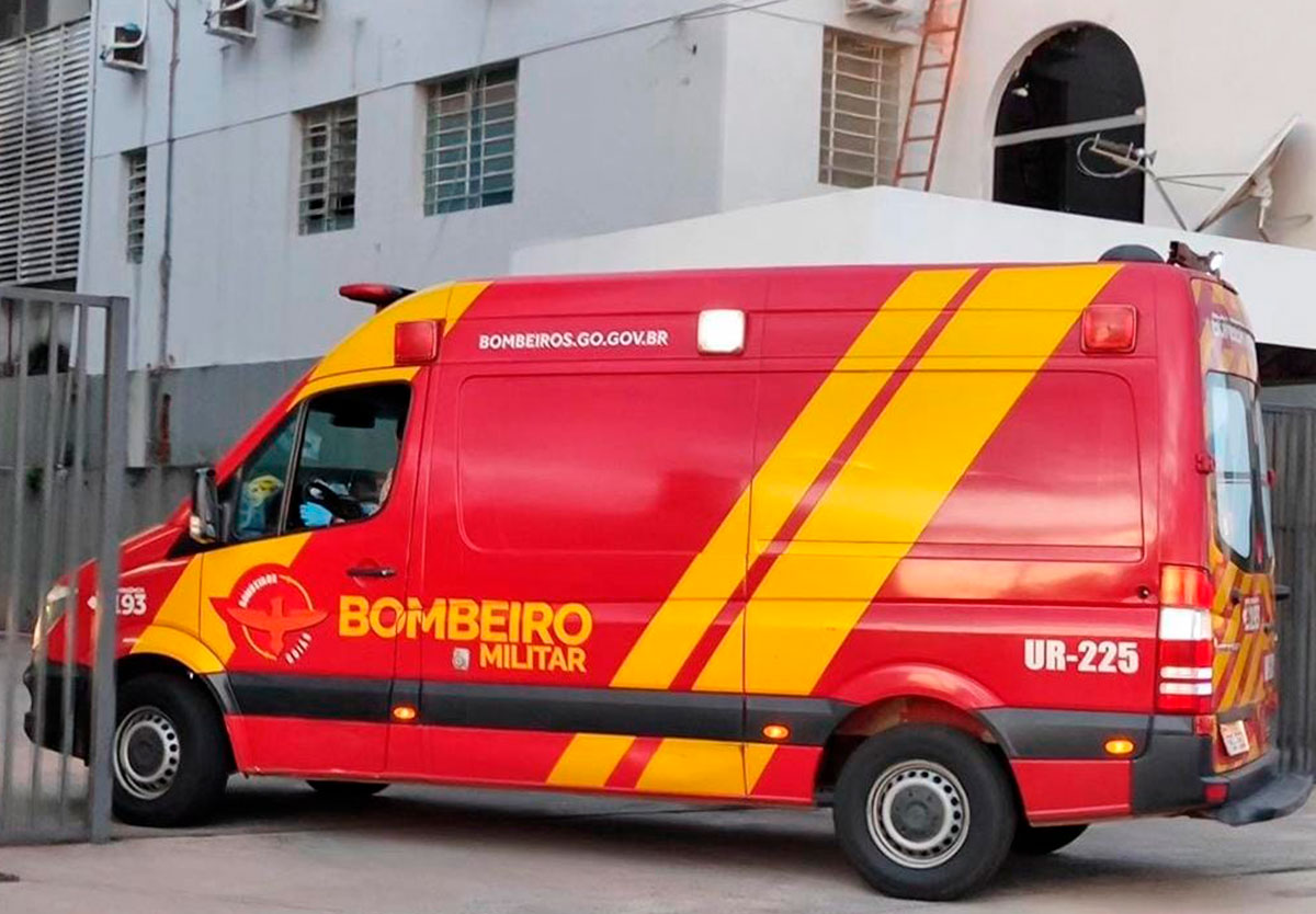 Pedestre é atingido por moto na Av. José Marcelino em Catalão