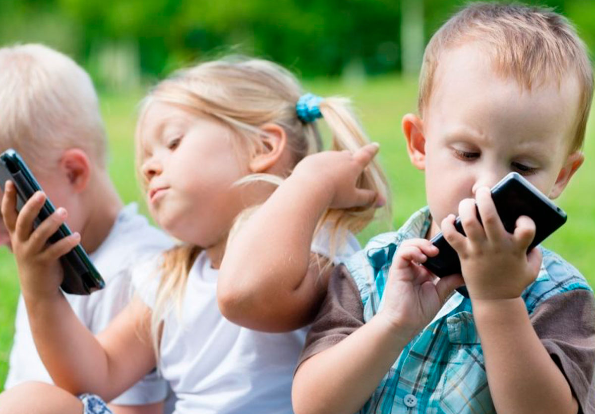 Governo aumenta idade mínima para uso de redes sociais e IA: veja o que muda em 2026